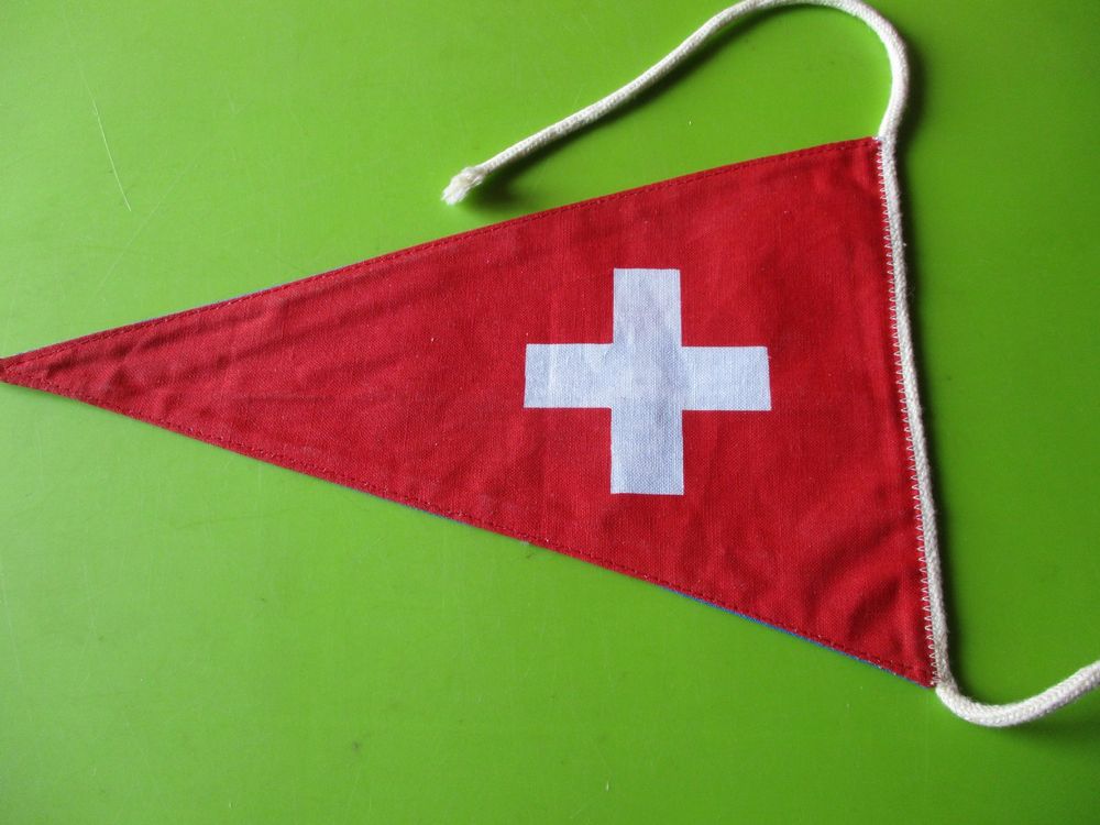 Fahnen: TCS / Schweiz  1 Wimpel – Gebraucht aus Ottikon Gossau ZH von hokuspokus 2