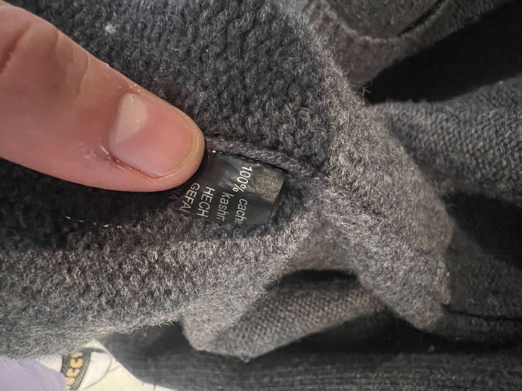 Maglioni & Felpe: Kaschmir Cardigan – Usato da Dielsdorf venduto da Anthony111 2