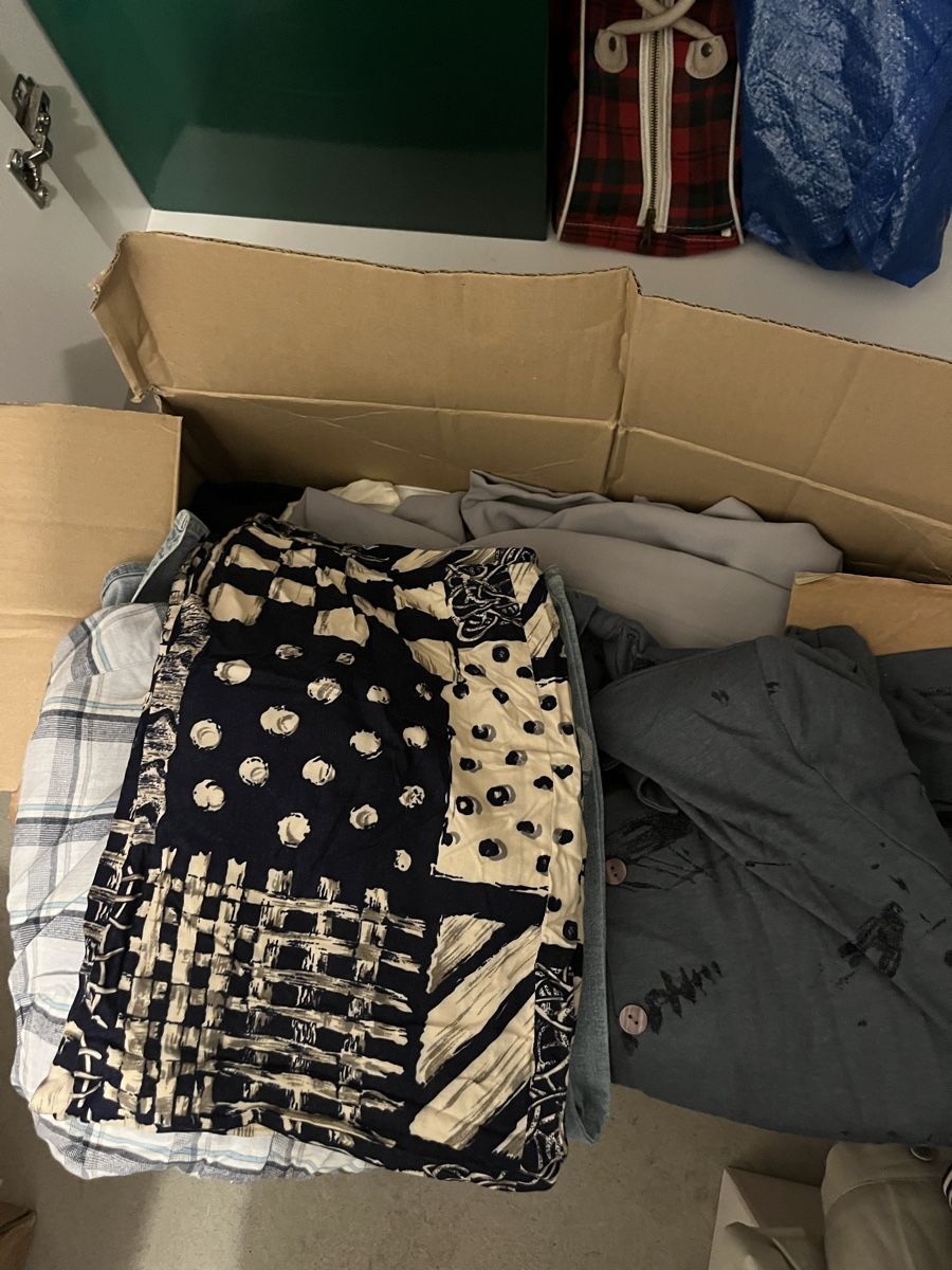 Lotti di vestiti: Kleider Paket – Usato da Brugg AG venduto da Ljubinka0410 2