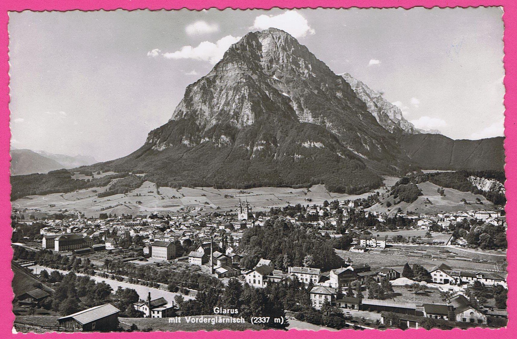 Cartoline postali: Glarus mit Vorderglärnisch 2337m – Usato da Einsiedeln venduto da dillie