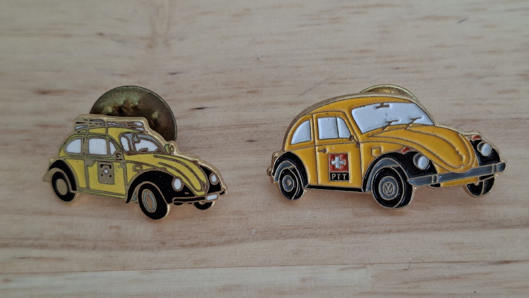 Plaquettes & Badges: 2 Pin VW Käfer PTT – D'occasion à Kriens par Wolly85