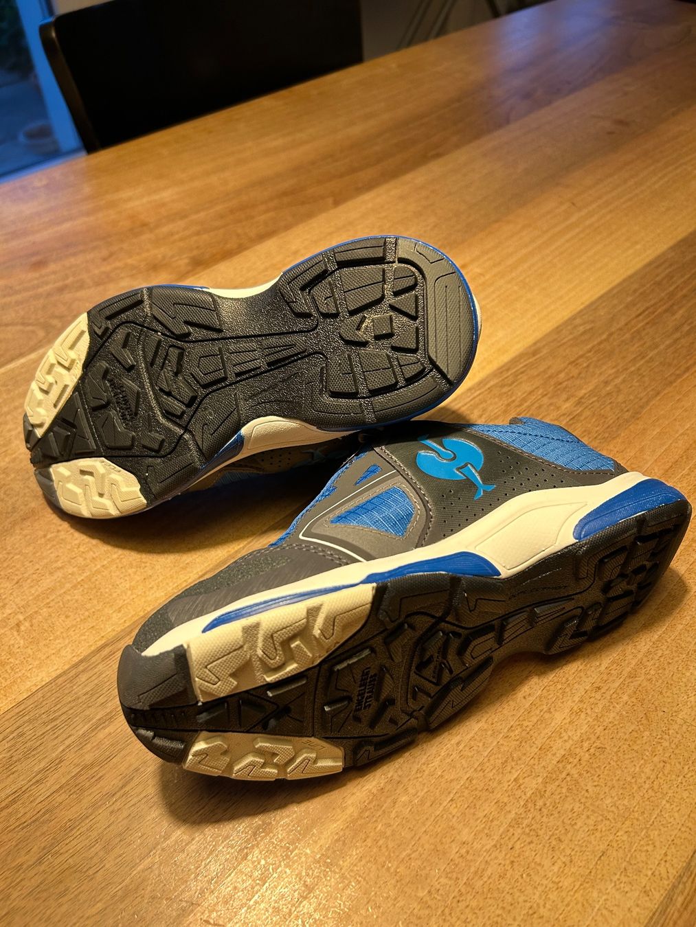 Engelbert Strauss Scarpe per ragazzi: Engelbert Strauss Allroundschuhe, Grösse 35, neuwertig – Usato da Niederrohrdorf venduto da Mirjam3056 4