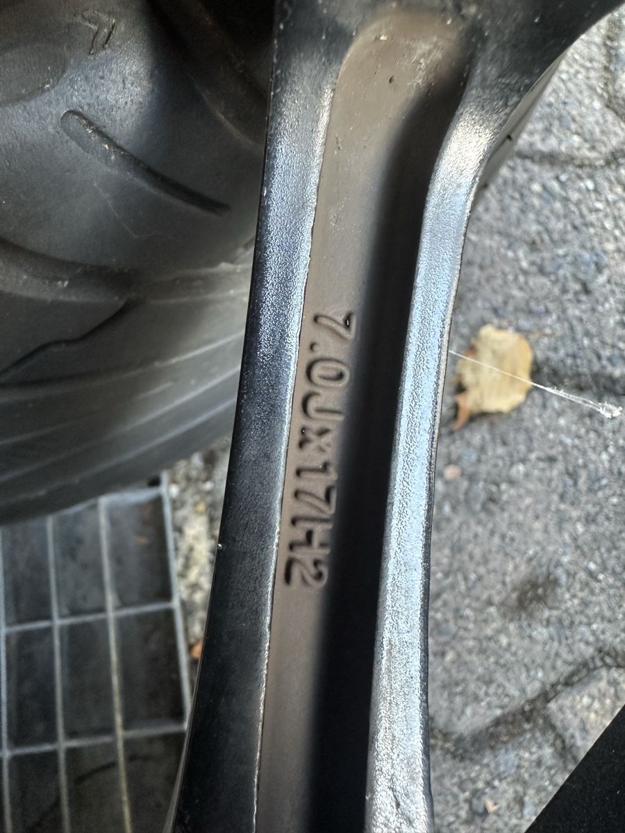 Jantes: DEZENT Felgen 7x17 4x100  – D'occasion à Bätterkinden par xX_mR.fReAk_Xx 2
