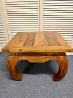 Holztisch