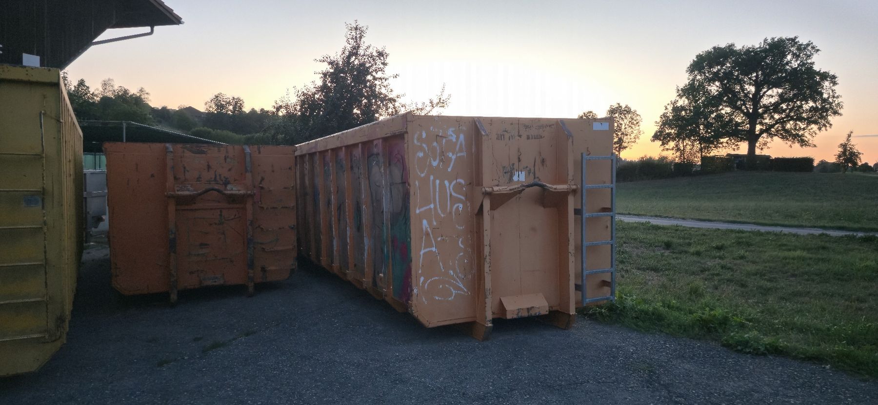 Conteneurs de construction: Abrollmulde Abrollcontainer Mulde Container – D'occasion à Geiss par JD6215R 5