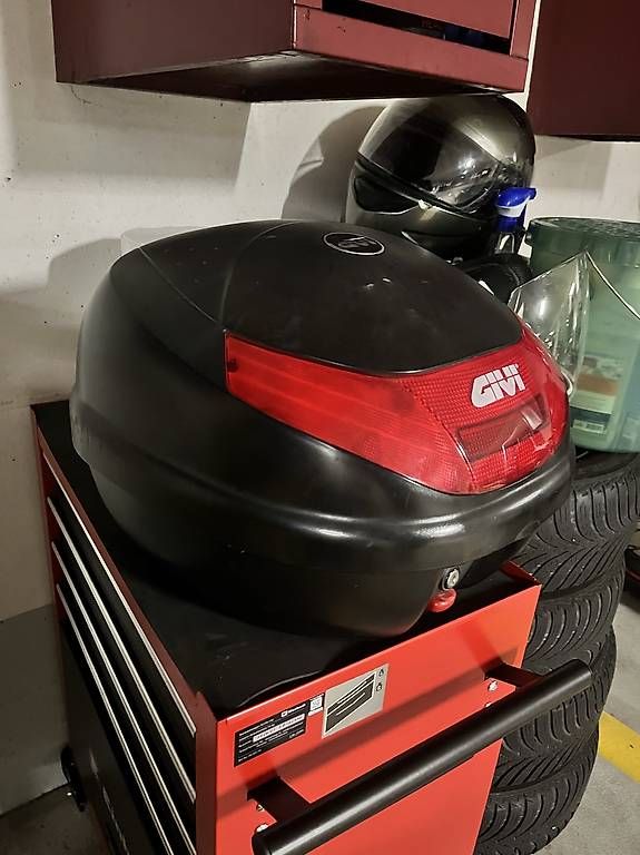 Topcase: Motorrad Top Case Givi – Gebraucht aus Effretikon von seb_29qp 2