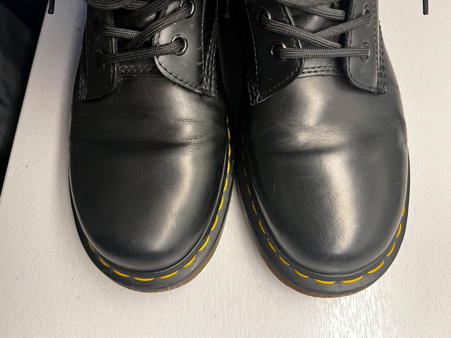 Dr. Martens Herrenschuhe: Schwarze Dr. Martens Schuhe – Gebraucht aus Chur von MarcusinChur 5