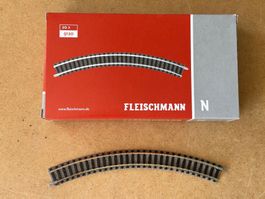Fleischmann 9120 Gebogenes Gleis R1 45°