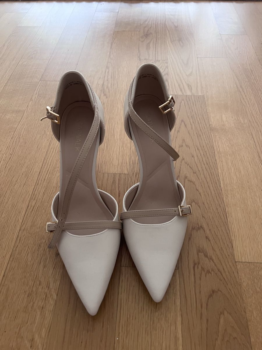 Scarpe da donna: Catwalk 38 – Nuovo (secondo la descrizione) da Zurich venduto da amf_k7k2 3