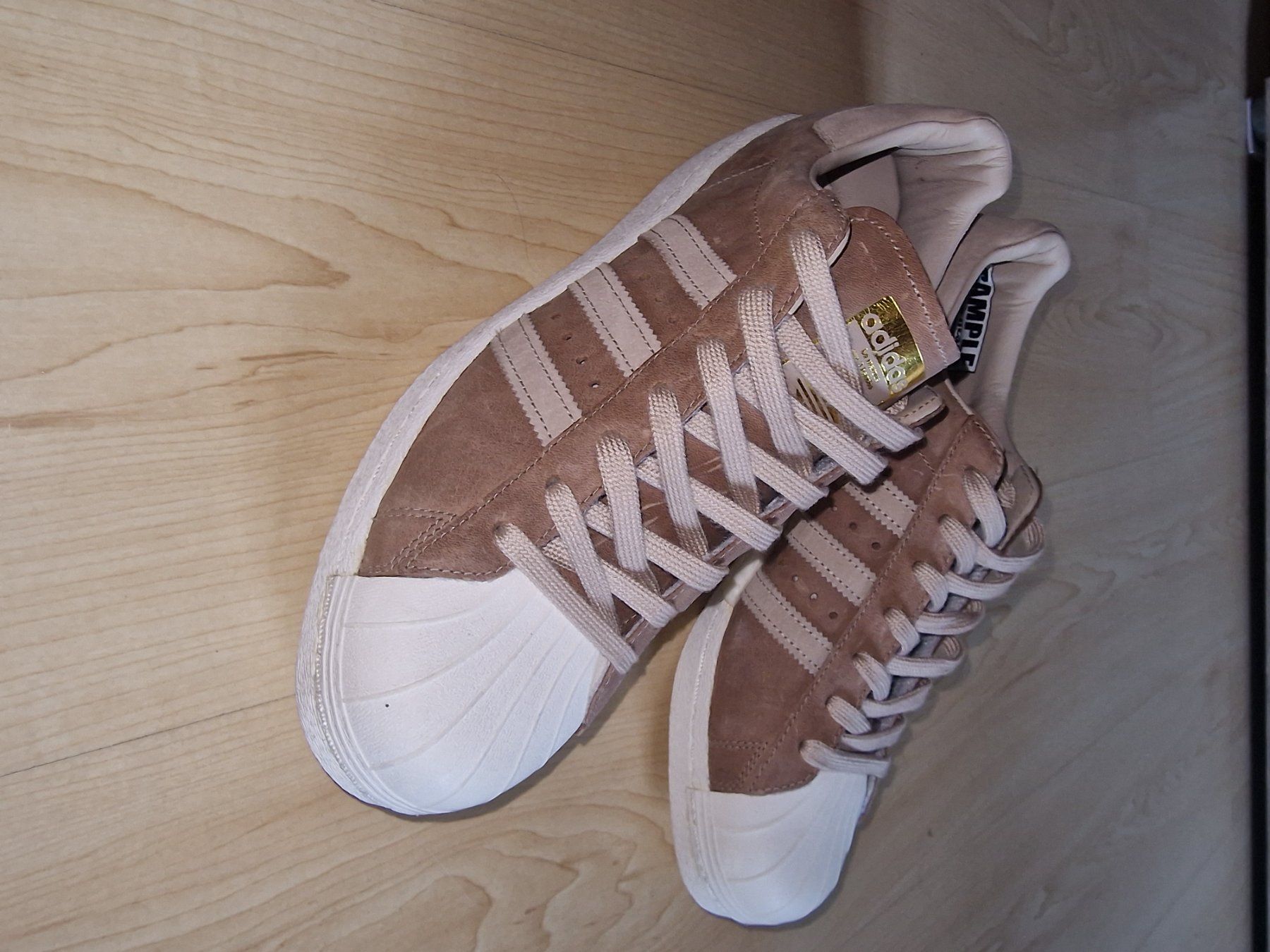 Adidas Scarpe da uomo: Ein SAMPLE SCHUH von Adidas – Nuovo (secondo la descrizione) da Nänikon venduto da mzi_7pmm 1
