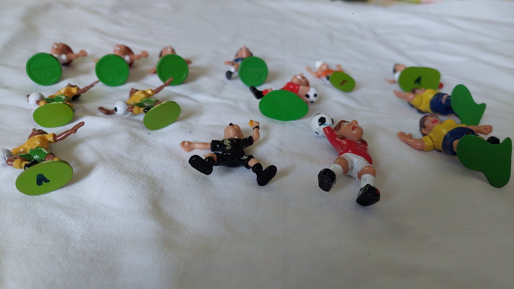Figurines: Fussballer  Mini-Figürli – D'occasion à Uitikon Waldegg par Smeragol 5