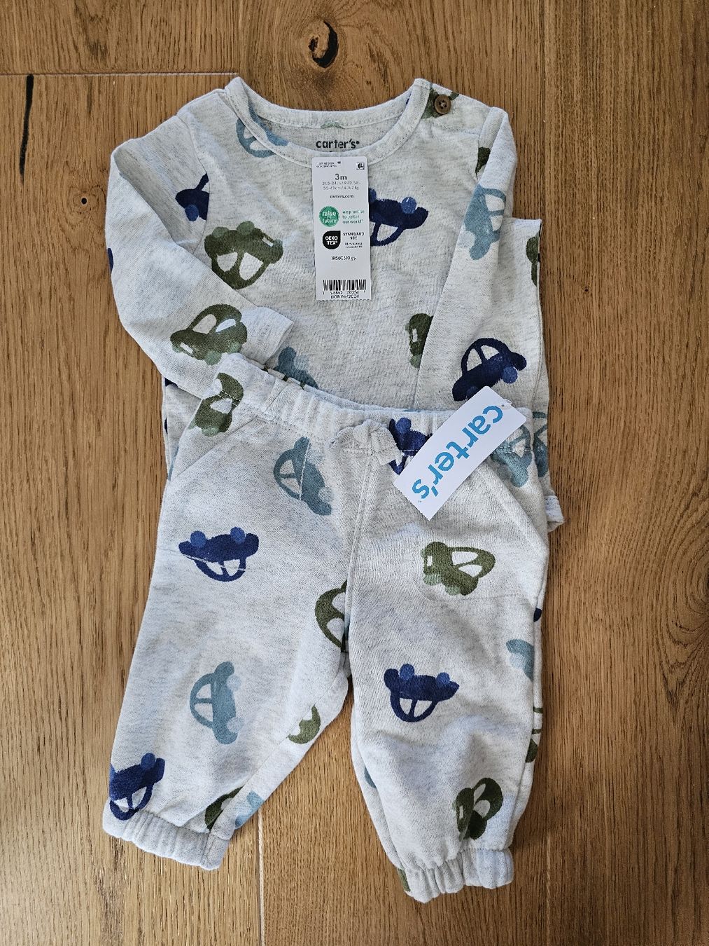 Kleiderpakete & -sets: Body und Hose Set – Neu und originalverpackt aus Basel von vel_w2tr