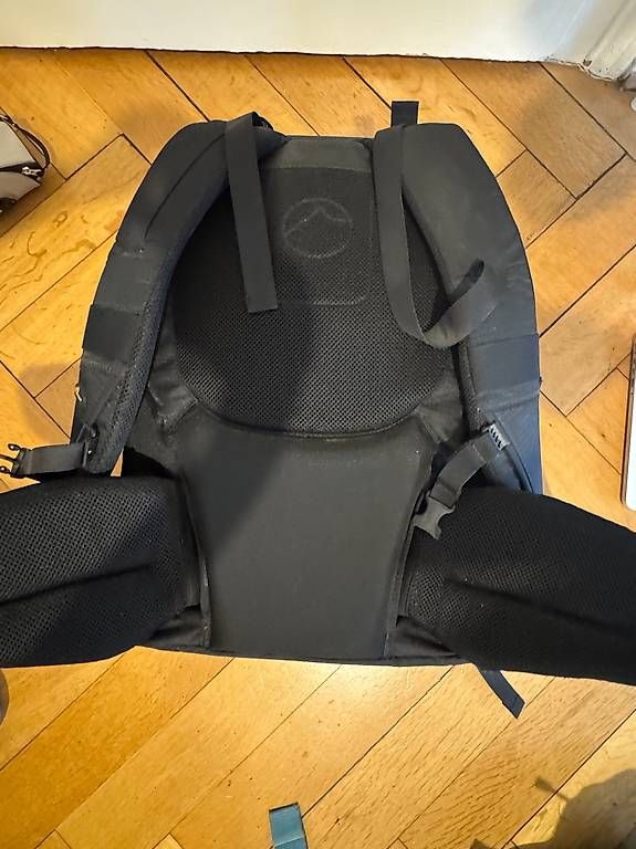 Zaini: Lowepro Professional Camera Backpack  Large Photography Bag – Usato da Basel venduto da Barbara_Gug 2