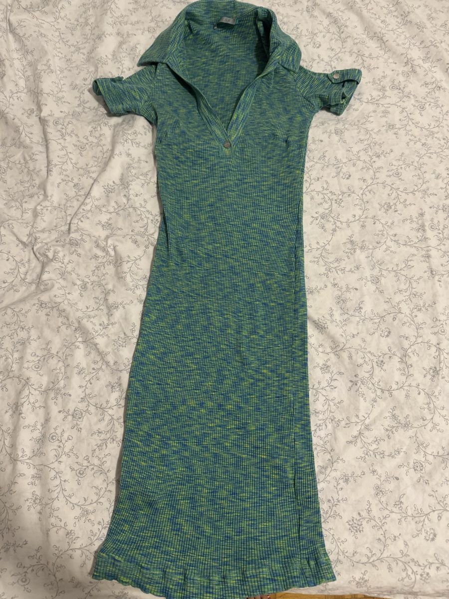 Guess Vestiti: Rippkleid Guess Grösse S kurzarm gemustert – Usato da Adlikon b.Regensdorf venduto da gio_xl8z