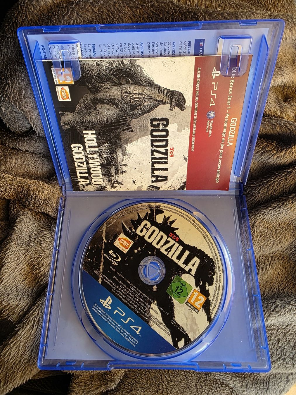 Sony Giochi: Jeu Godzilla PS4 occasion bon etat – Usato da Lausanne venduto da fil_p5wh 2