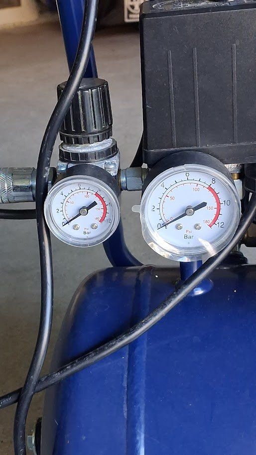 Alle Werkzeuge: PRAKT. KOMPRESSOR MIT KLAMMERGERÄT – Gebraucht aus Tann von elolecig 2