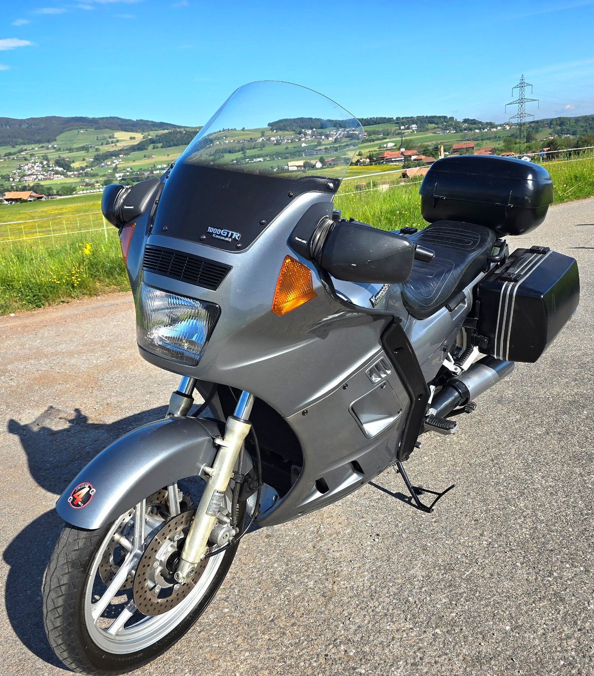 Kawasaki Strasse: Kawasaki GTR 1000 – Gebraucht aus Hauteville von Alain011111116 2