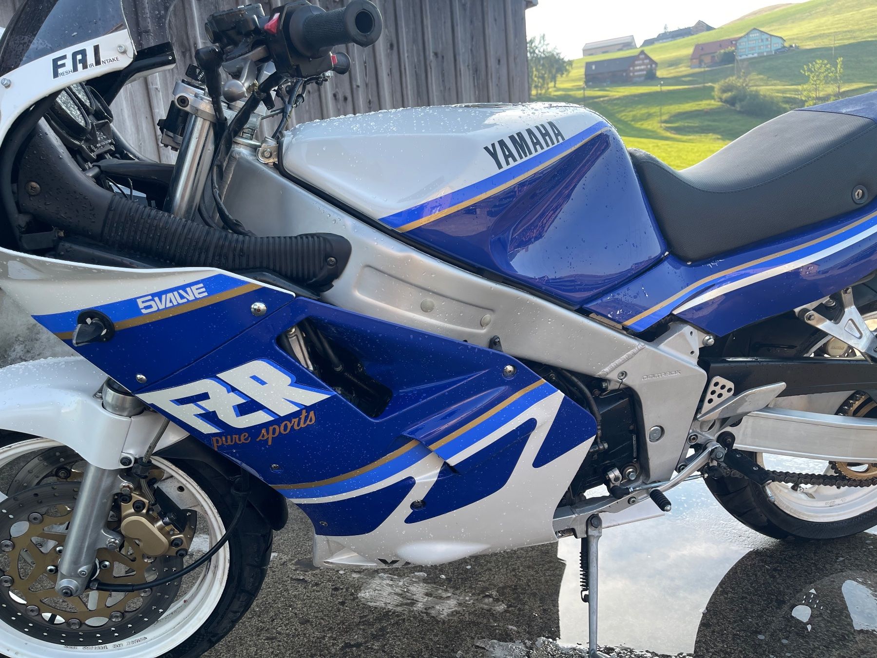 Yamaha Strada: Yamaha FZR 1000 Genesis – Usato da Gonten venduto da eBuddy22 5