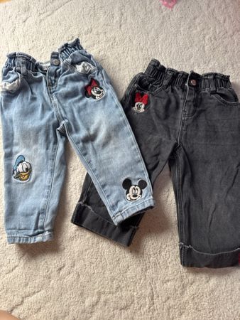Zara Disney Jeans Mädchen 12-18 Monate 