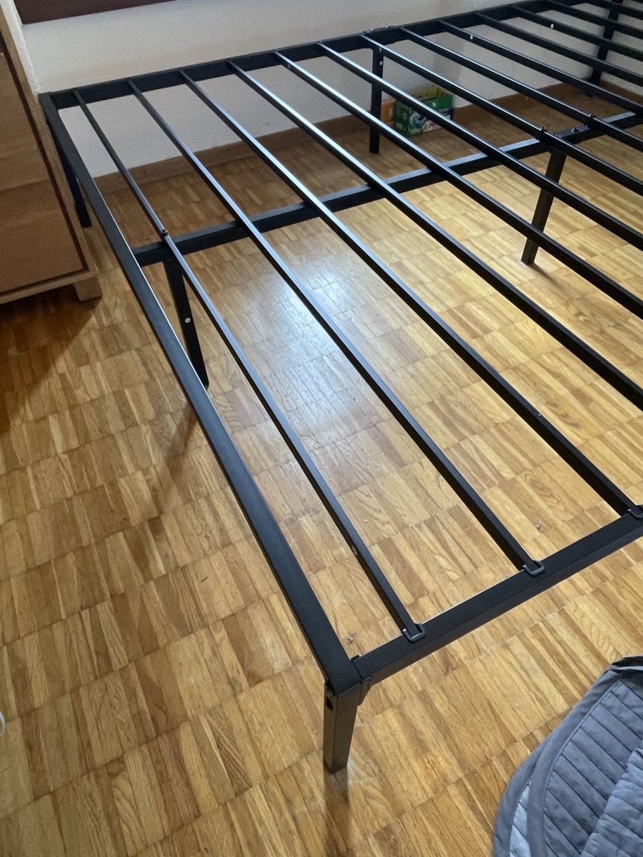 Betten: Bett 160 (ohne Matratze!) – Gebraucht aus Zürich von vin_fp6x 2