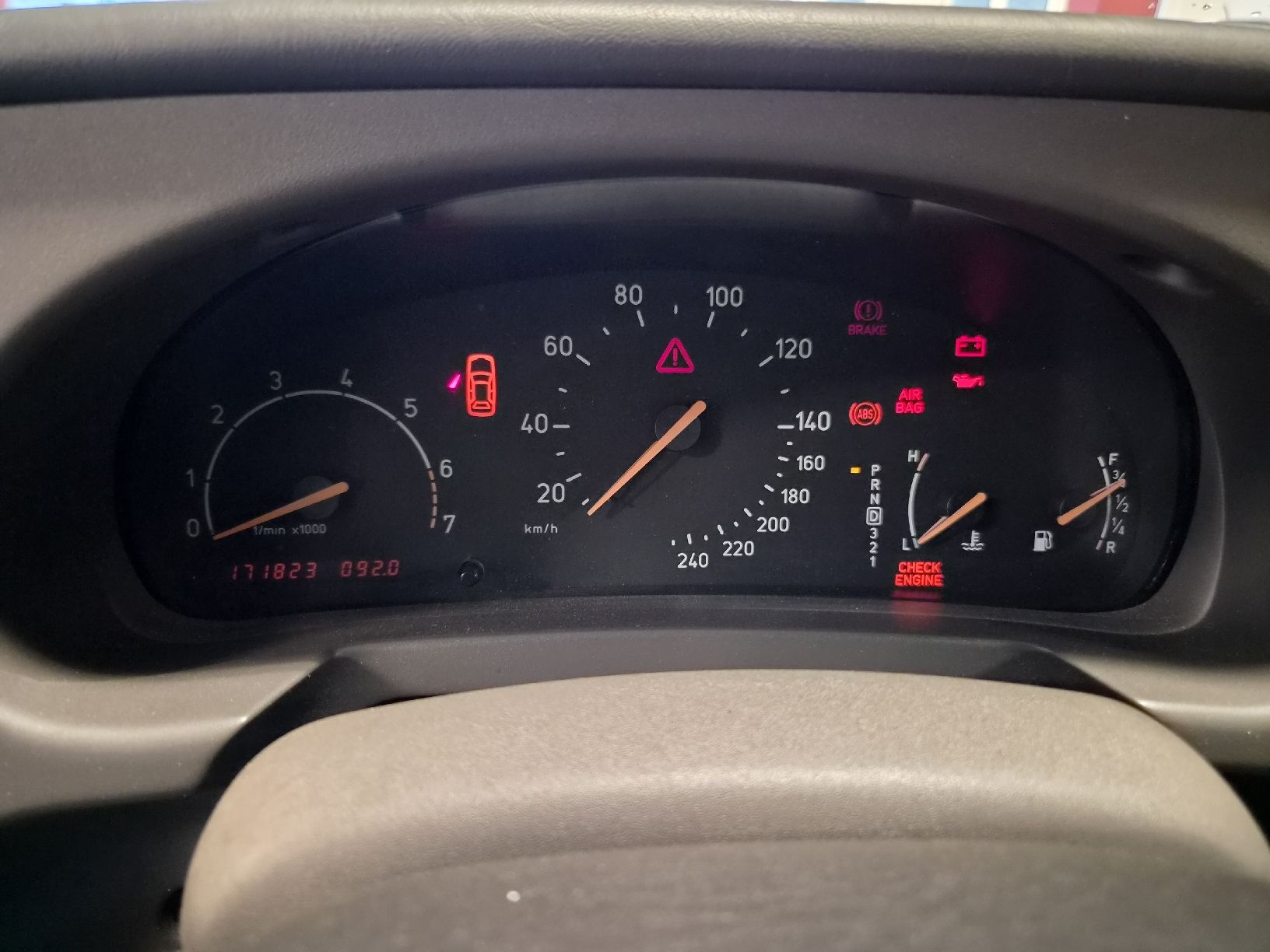 Saab Autos: Saab 9-3 2.0i Automat – D'occasion à Hinwil par Service95 7