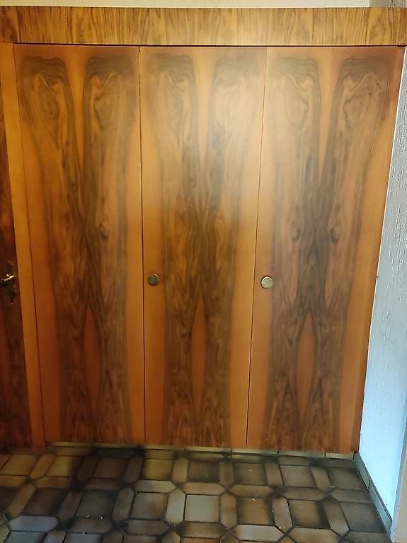 Armadi: Holz Schränke  – Usato da Kreuzlingen venduto da mini013 1