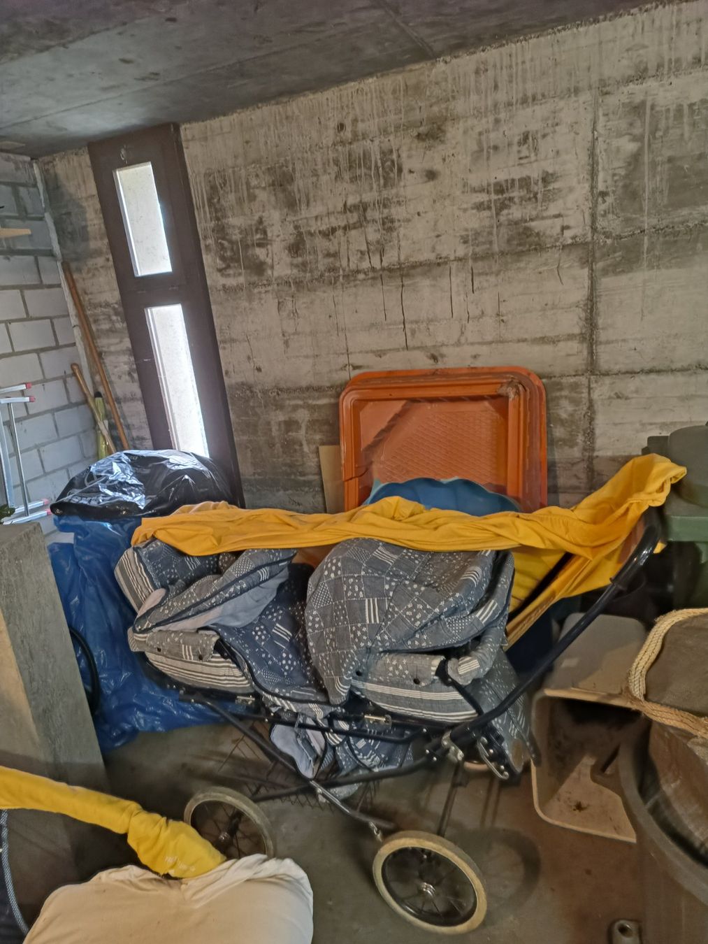 Carrozzine: Kinderwagen (Doppelsitz) – Usato da Burgdorf venduto da her_7kfh