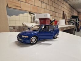  Lancer evo 1:18 Autoart