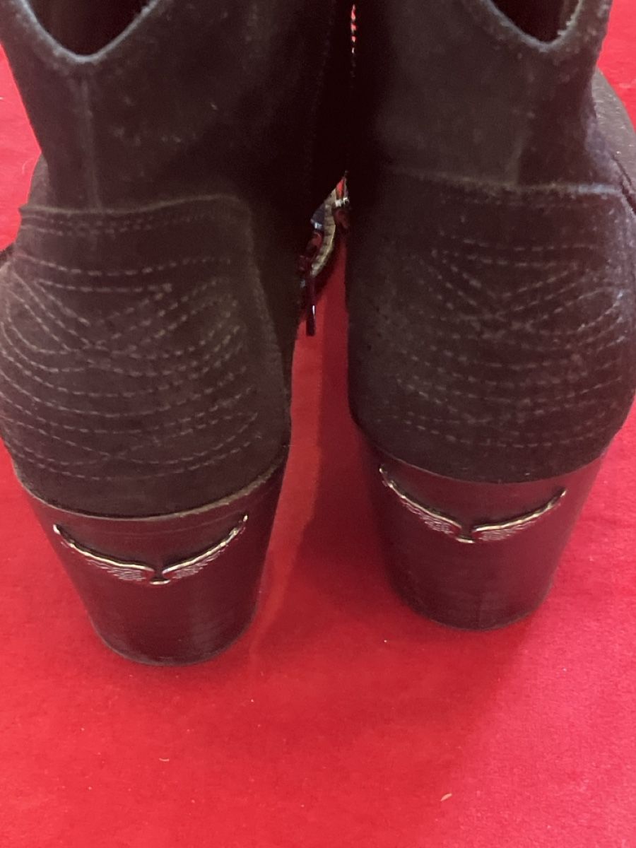 Damenschuhe: Zadid&Voltair Wildleder Stiefeletten, Grösse 38 – Gebraucht aus Muralto von jac_hkz5 7