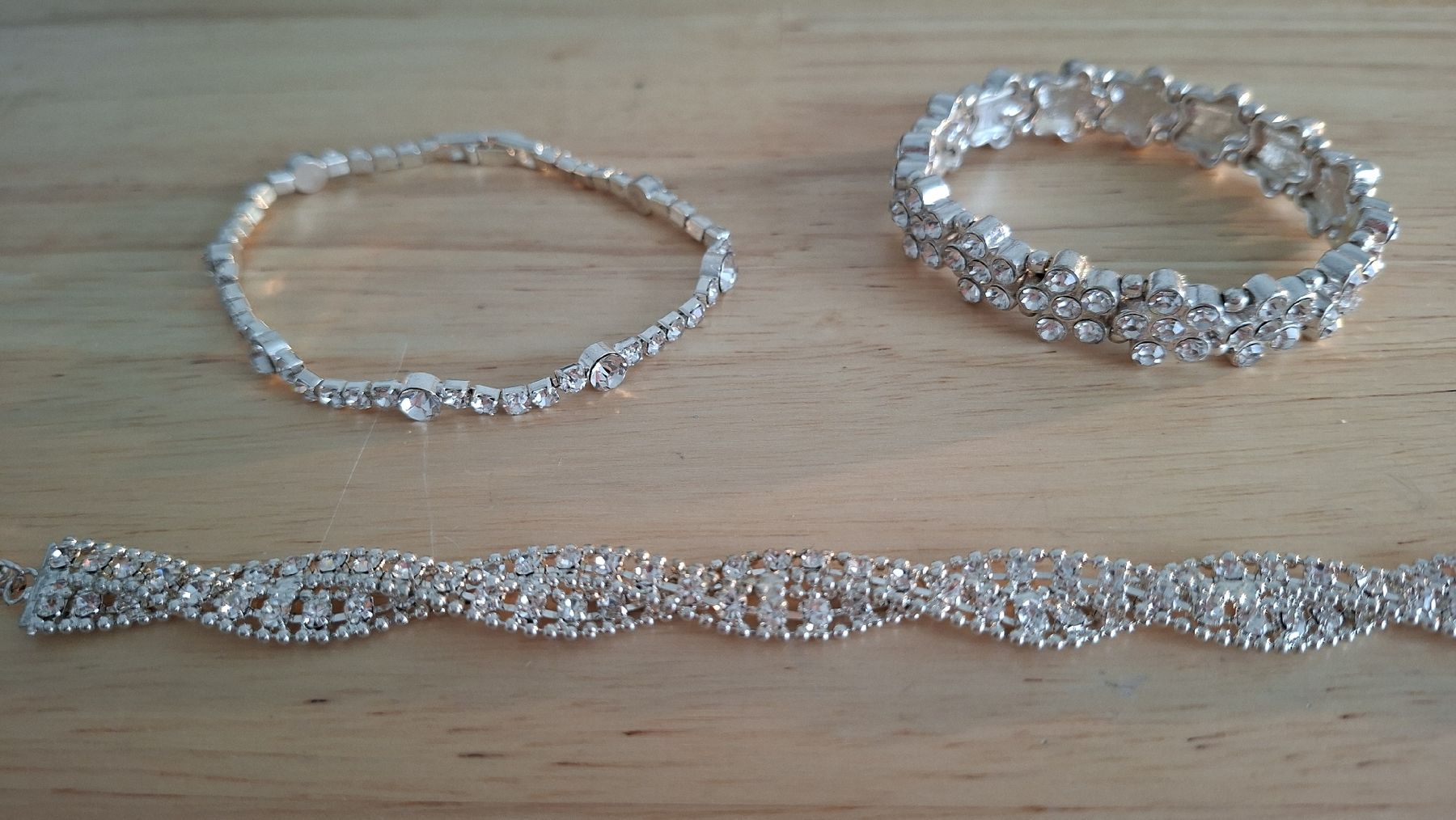 Altri gioielli: 3 Modeschmuck Armbaender mit Strass – Nuovo (secondo la descrizione) da Kriens venduto da Wolly85 1