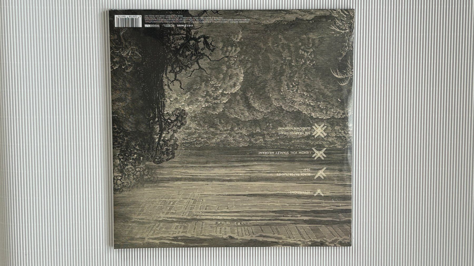 Dischi in vinile: Long Distance Calling ‎– Avoid The Light – Nuovo e nell'imballaggio originale da Untersiggenthal venduto da ZuMike 1