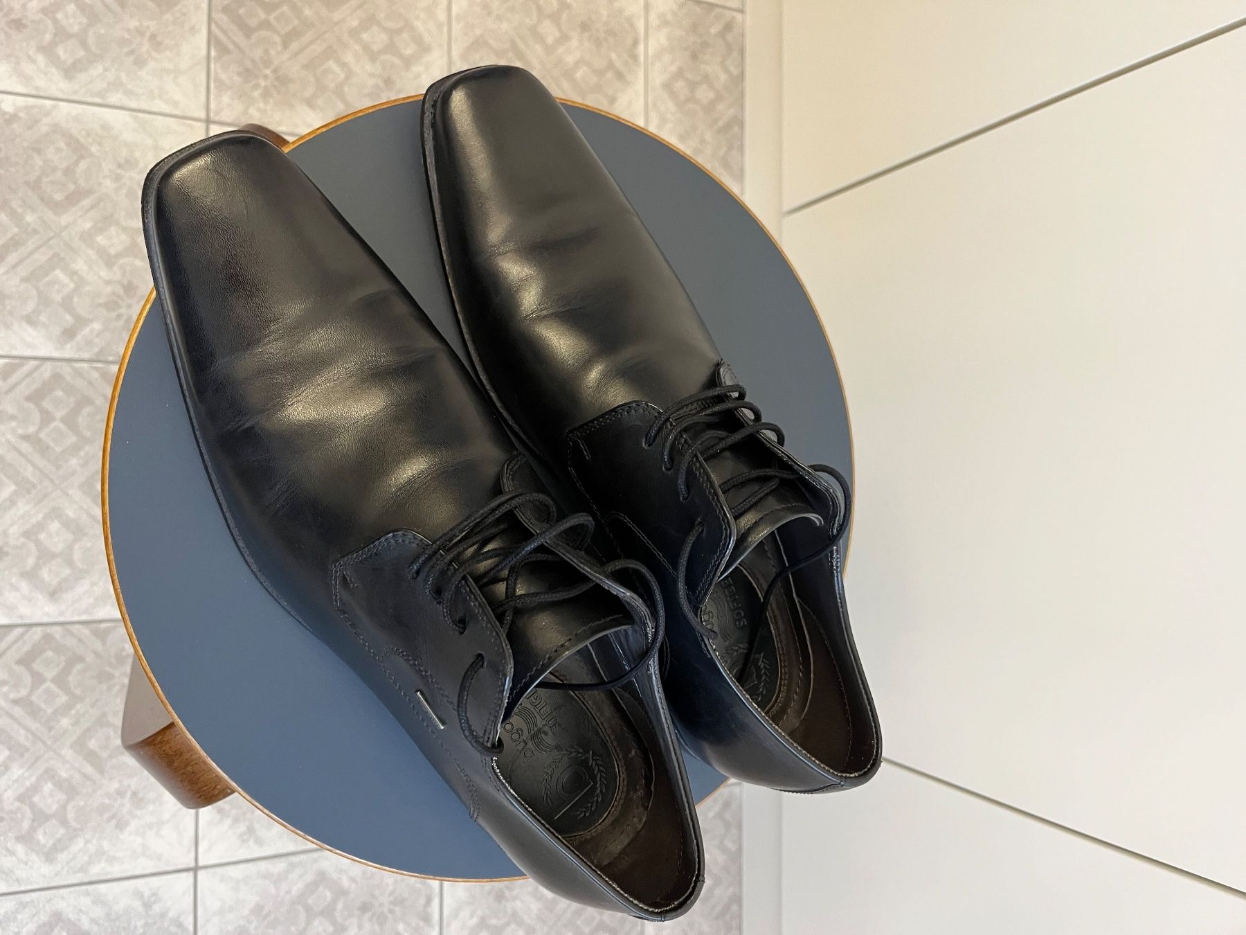 Bugatti Scarpe da uomo: Halbschuhe Bugatti, Grösse 45 schwarz – Usato da Zürich venduto da punto63 2