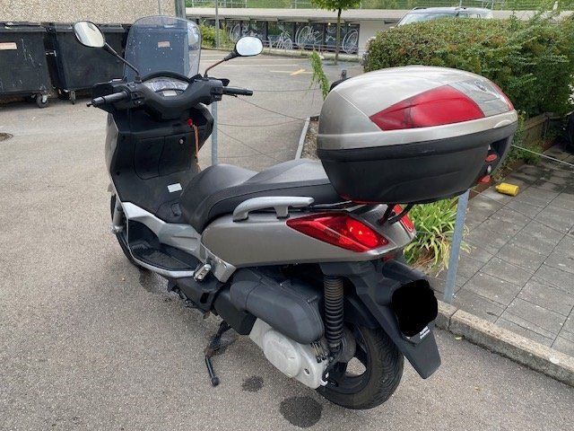2012 Yamaha YP250 R X-Max - Scooter