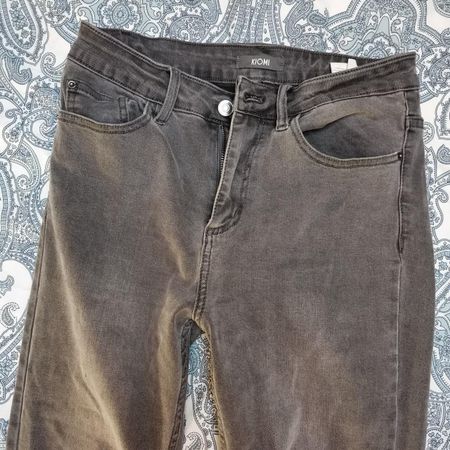 KIOMI Jeans in Grau Grösse 28 in sehr gutem Zustand