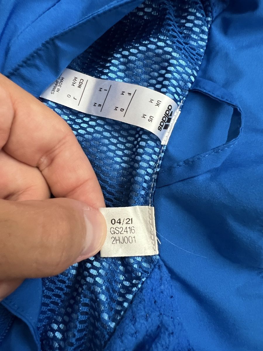 Manchester United Leibchen & Hosen: Manchester United blauer Pullover – Neu (gemäss Beschreibung) aus Herisau von ogkosta 2