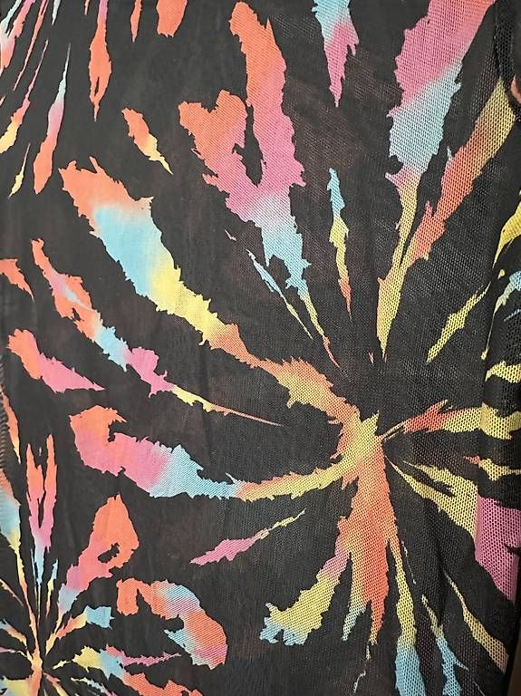 Top: Haut en maille motif tie-dye – Usato da Bern venduto da hal_898q 2