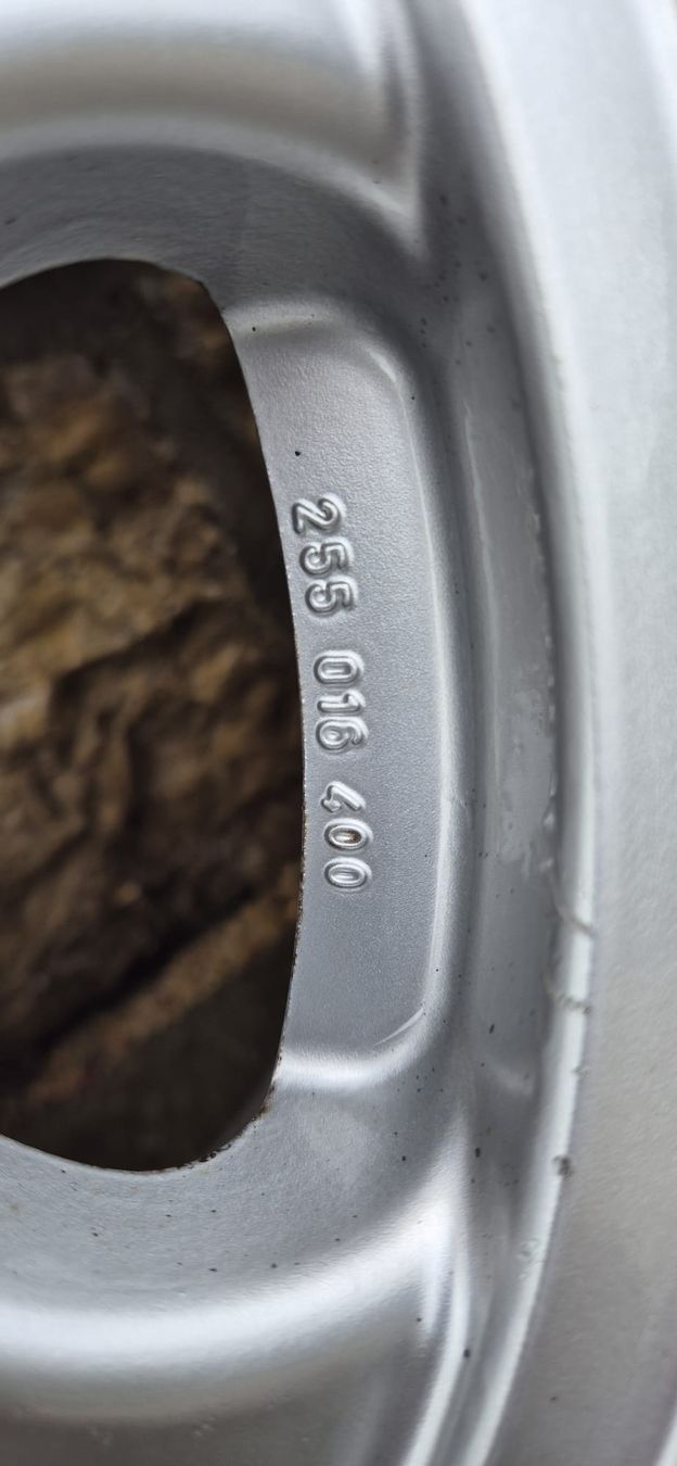 Volkswagen Cerchioni: roue vw golf3 – Usato da Bassecourt venduto da co.hurlimann 2