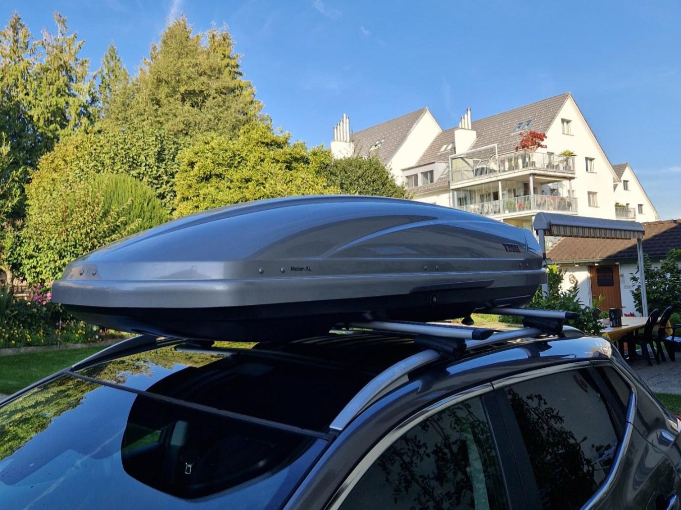 Thule Box da tetto: Dachbox Thule inkl Träger – Usato da Richterswil venduto da Sifon