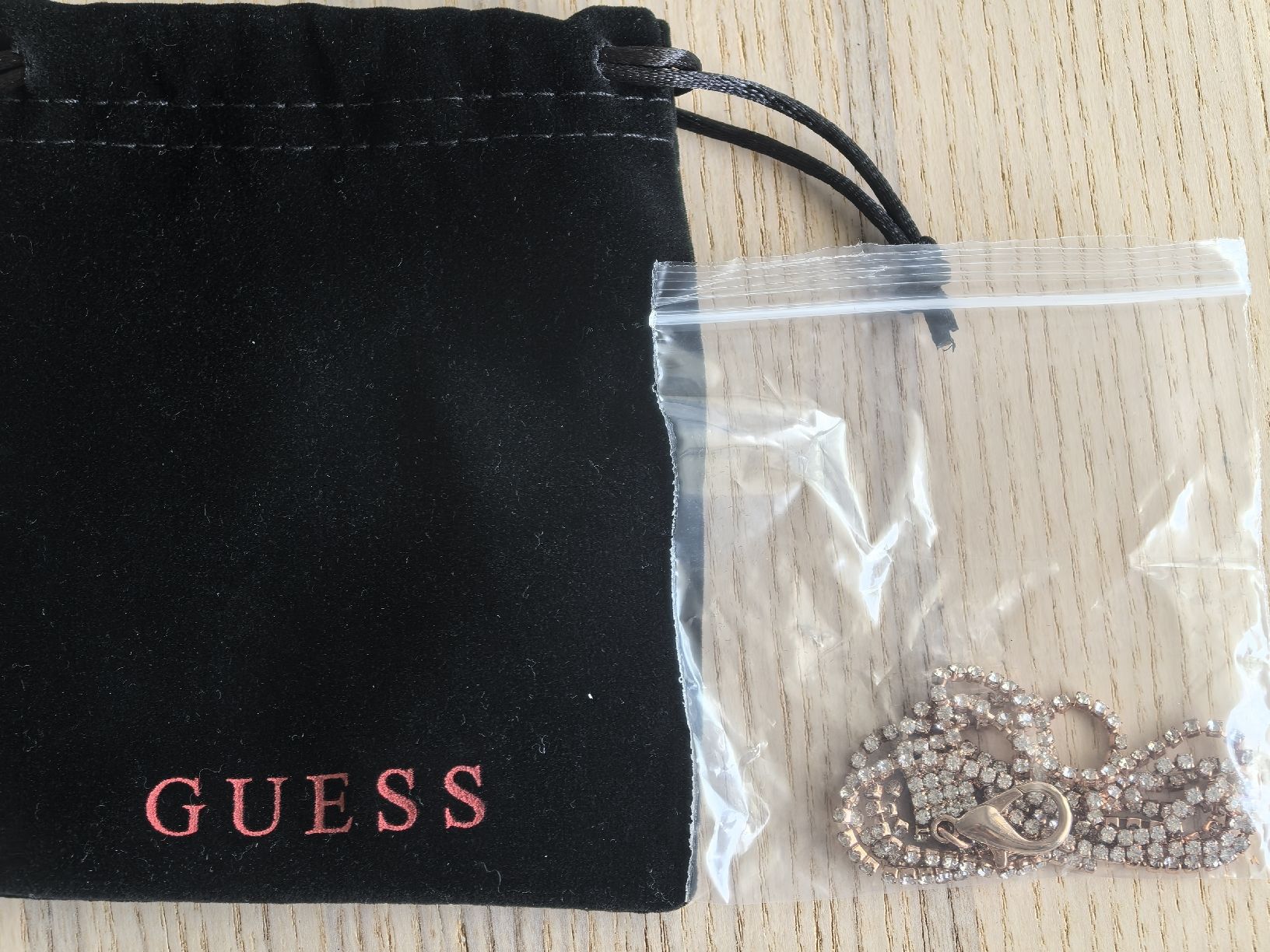 Guess Occhiali & Lenti: Guess Damen Sonnenbrille – Nuovo e nell'imballaggio originale da Bad Ragaz venduto da AKahlon 4