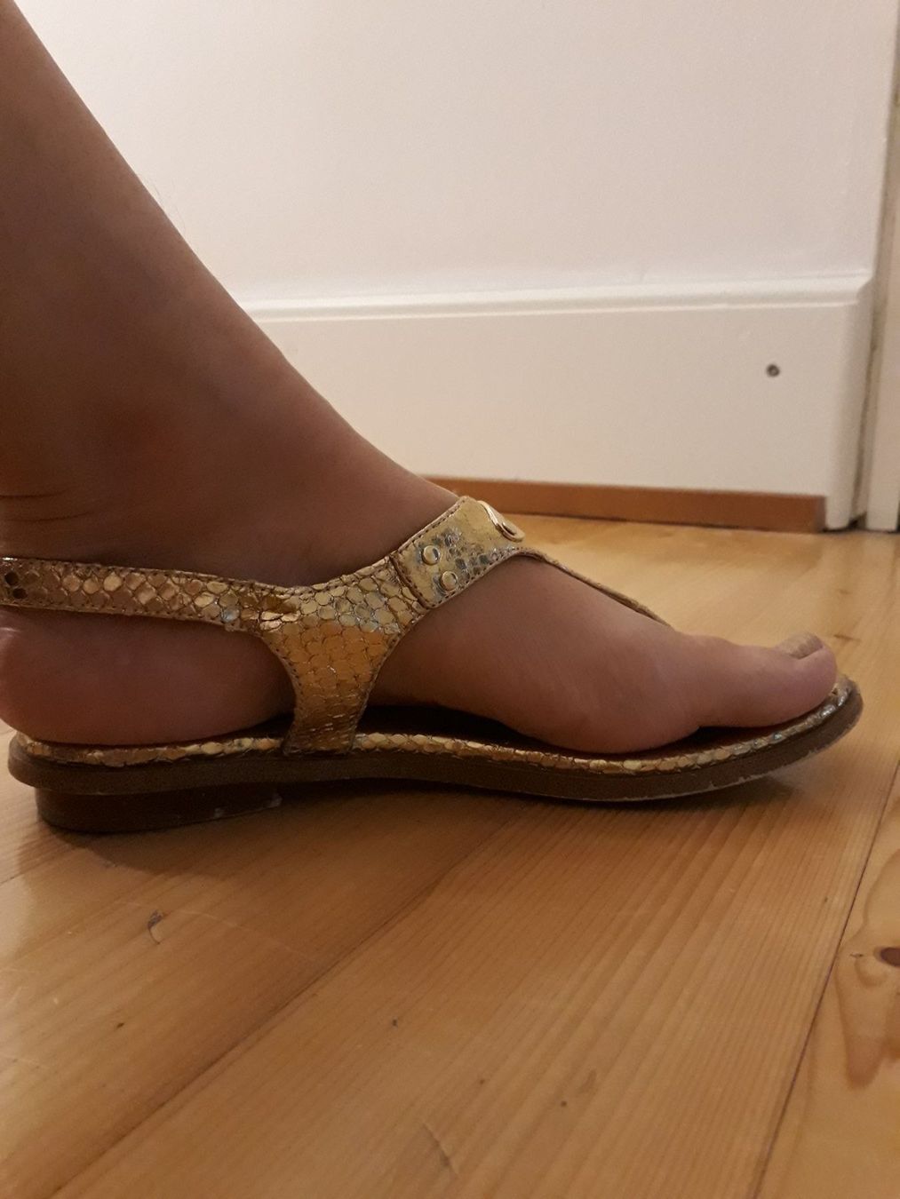 Michael Kors Damenschuhe: 2x Michael Kors Sandalen – Gebraucht aus Basel von mon_7m8h 2
