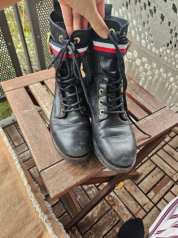 Chaussures femmes: Tommy Hilfiger Schuhe – D'occasion à Zollikofen par nel_5f8w 3