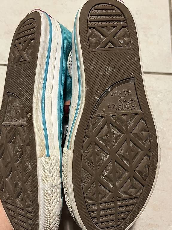 Converse Schuhe für Jungen: Converse All Star Schuhe Grösse 31,5 – Gebraucht aus Erlinsbach SO von SmilingTiki 3