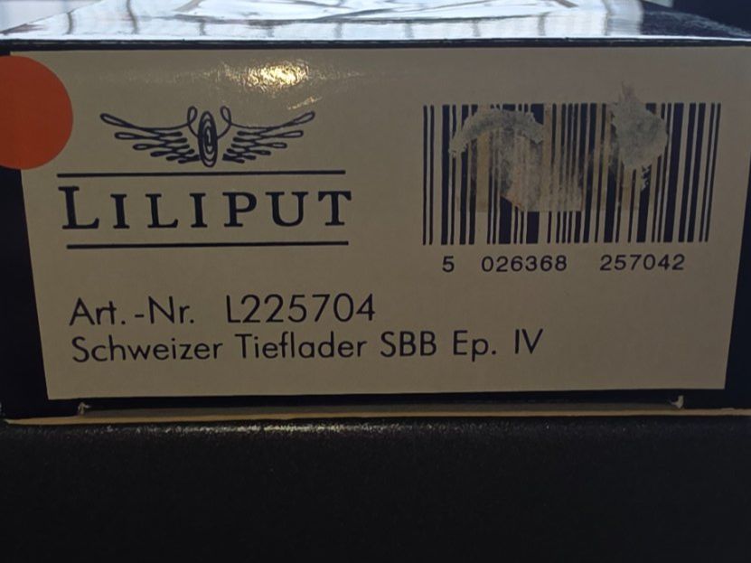 Liliput Modellini di ferrovie: 2 Stk. Panzertragwagen Liliput L225704 – Nuovo (secondo la descrizione) da Besenbüren venduto da Zobicom 2