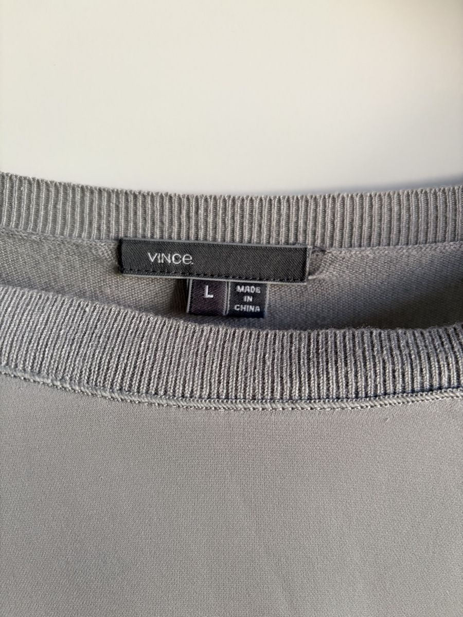 Pulls & Sweat-shirts: Pull Vince gris taille L bon état – D'occasion à Rolle par Fanjiette 1