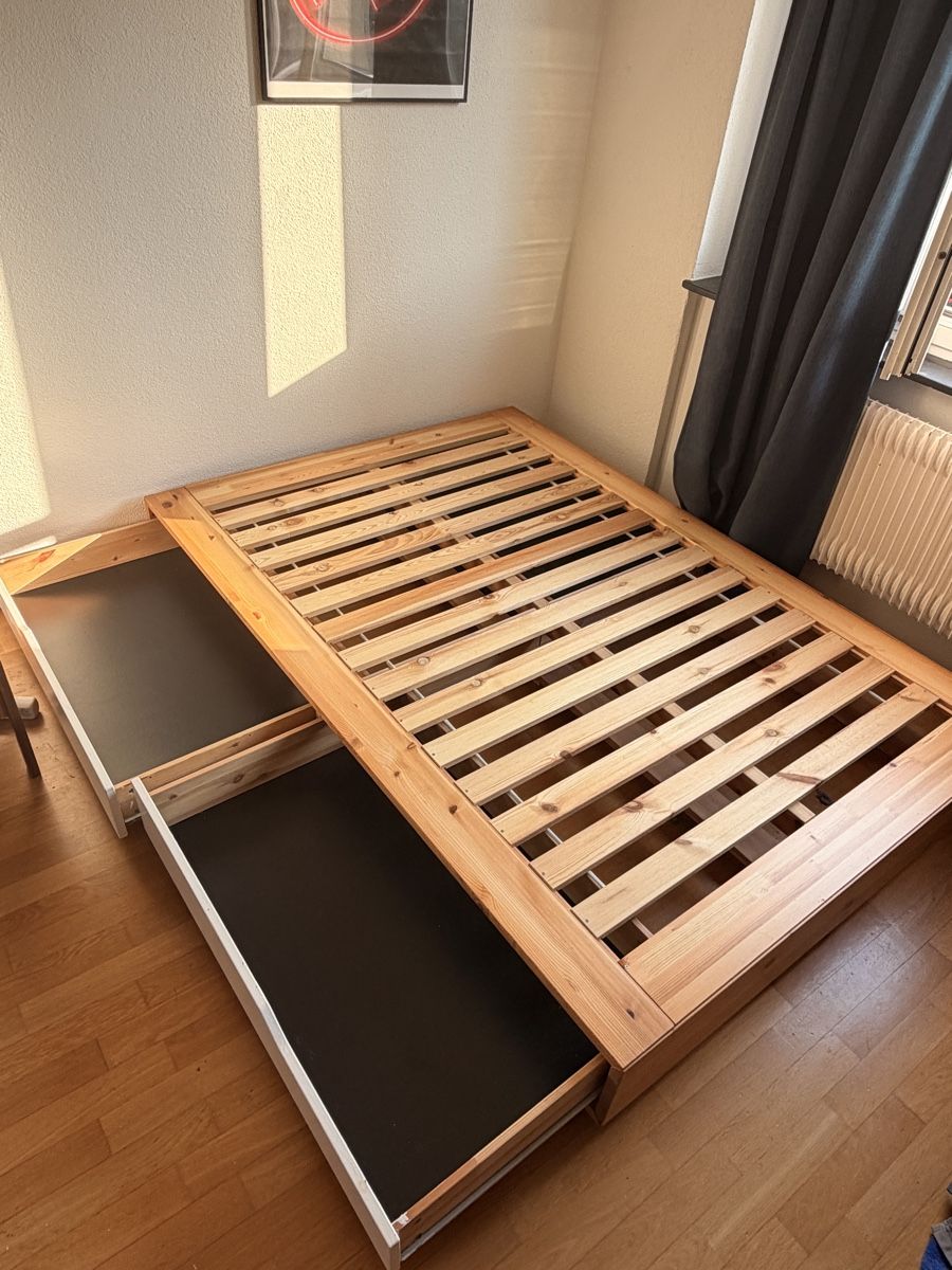 Ikea Lits: Bettgestell mit Schubladen 140x200 cm – D'occasion à Bern par jus_nkp7 1