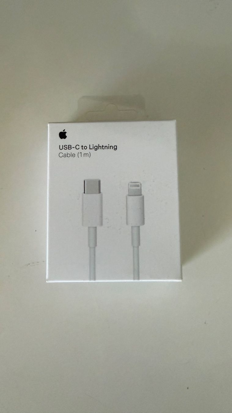 Apple Telefoni cellulari / Smartphones: iPhone 13 noir, 128GB – Usato da La Neuveville venduto da ism_8qnt 4