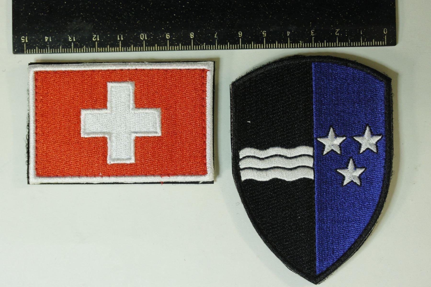Placchette & Badge: Argovie – Nuovo (secondo la descrizione) da La plaine venduto da 762
