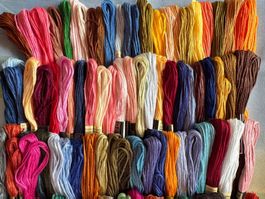 100 x Garn Stickgarn   Armbändeli Knüpfen  Weben Basteln