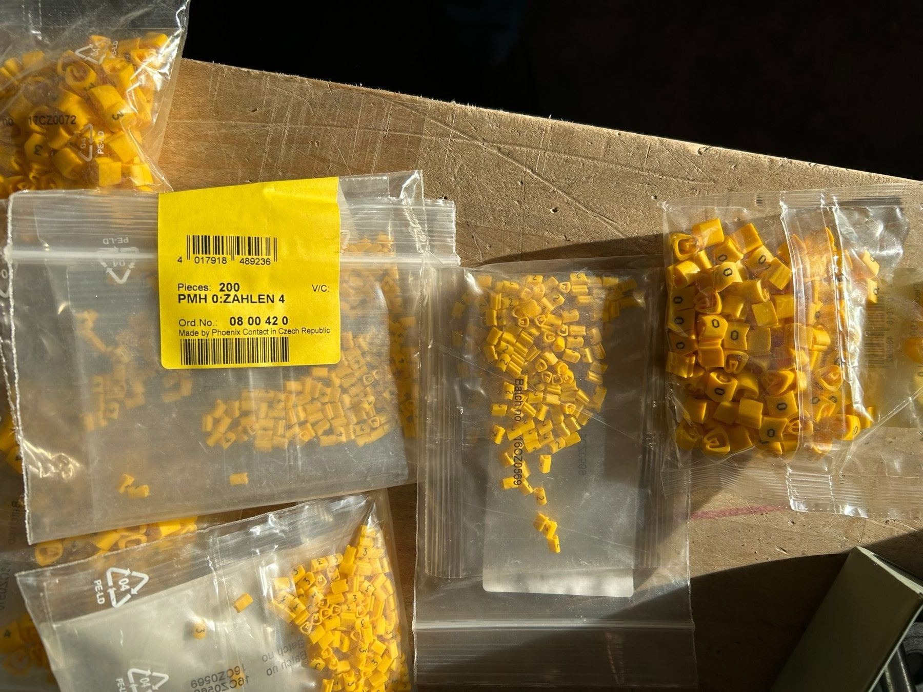 Cavi: Kabelmarker Nummerclips – Usato da Dürnten venduto da Kiosk7 2