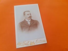 SCHWIIZER MAA DAZUMAL -eine mit ZWIRBELSCHNAUZ -SCHAFFHAUSEN